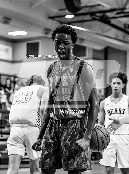 Thumbnail 3 in Harker Heights vs Bastrop (620 Shootout) photogallery.