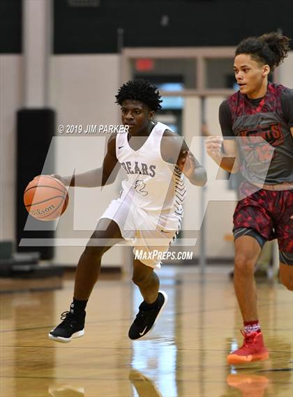 Thumbnail 1 in Harker Heights vs Bastrop (620 Shootout) photogallery.