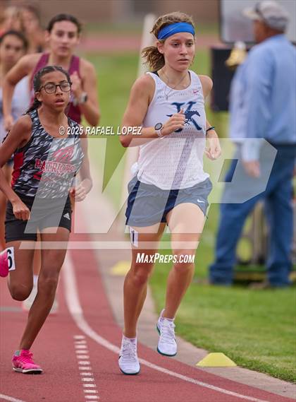 Thumbnail 2 in UIL 6A Track & Field District Finals (1600M) photogallery.
