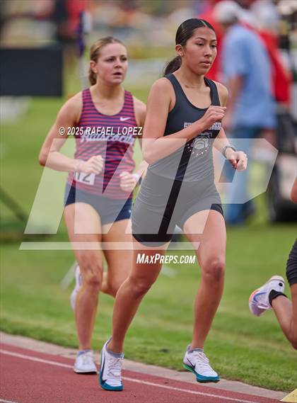 Thumbnail 3 in UIL 6A Track & Field District Finals (1600M) photogallery.