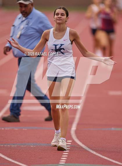 Thumbnail 1 in UIL 6A Track & Field District Finals (1600M) photogallery.