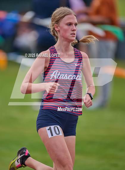 Thumbnail 2 in UIL 6A Track & Field District Finals (1600M) photogallery.