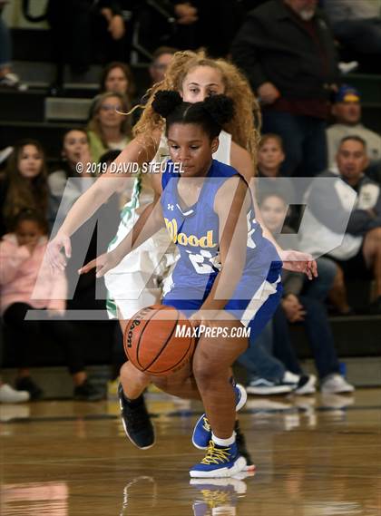 Thumbnail 1 in Wood vs. Dixon (Ram Jam Winter Classic) photogallery.