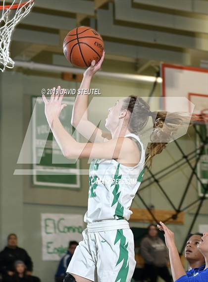 Thumbnail 3 in Wood vs. Dixon (Ram Jam Winter Classic) photogallery.