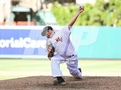 Thumbnail 1 in Bloomington vs. Rancho Verde (Halo Classic) photogallery.