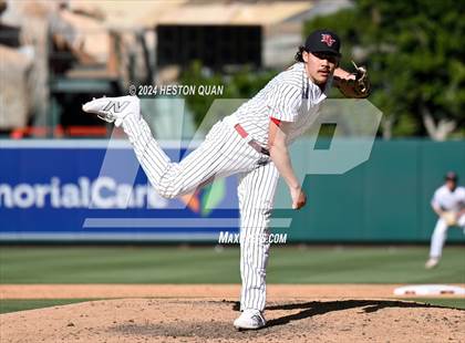 Thumbnail 2 in Bloomington vs. Rancho Verde (Halo Classic) photogallery.