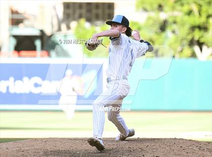 Thumbnail 2 in Bloomington vs. Rancho Verde (Halo Classic) photogallery.
