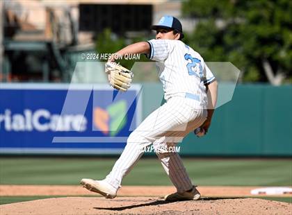 Thumbnail 1 in Bloomington vs. Rancho Verde (Halo Classic) photogallery.