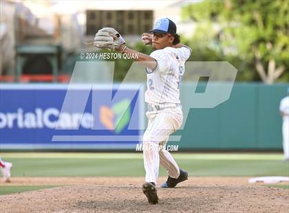 Thumbnail 2 in Bloomington vs. Rancho Verde (Halo Classic) photogallery.