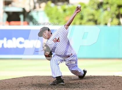 Thumbnail 1 in Bloomington vs. Rancho Verde (Halo Classic) photogallery.