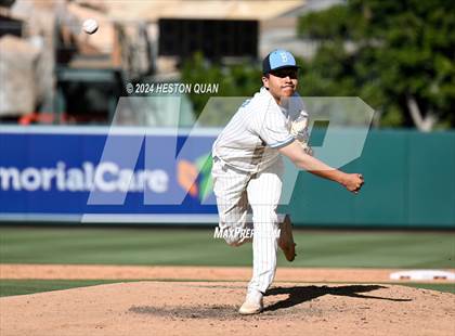 Thumbnail 3 in Bloomington vs. Rancho Verde (Halo Classic) photogallery.