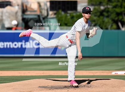 Thumbnail 1 in Bloomington vs. Rancho Verde (Halo Classic) photogallery.