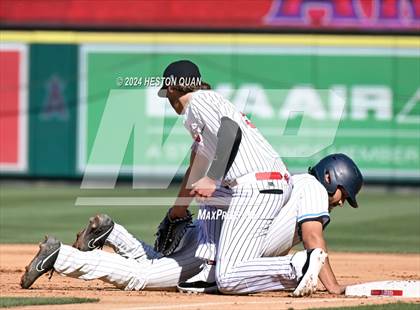 Thumbnail 1 in Bloomington vs. Rancho Verde (Halo Classic) photogallery.