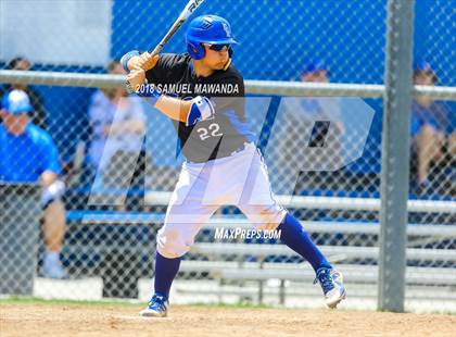 Thumbnail 2 in El Camino Real vs Roosevelt photogallery.