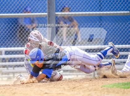 Thumbnail 3 in El Camino Real vs Roosevelt photogallery.