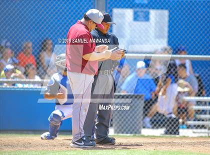 Thumbnail 3 in El Camino Real vs Roosevelt photogallery.