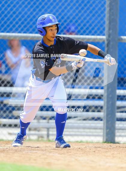 Thumbnail 1 in El Camino Real vs Roosevelt photogallery.