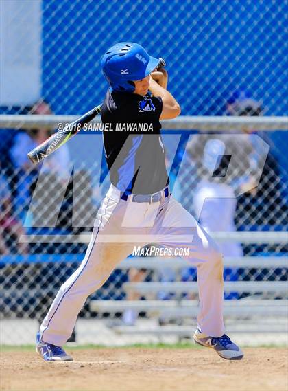 Thumbnail 3 in El Camino Real vs Roosevelt photogallery.
