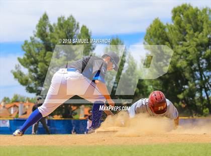 Thumbnail 3 in El Camino Real vs Roosevelt photogallery.