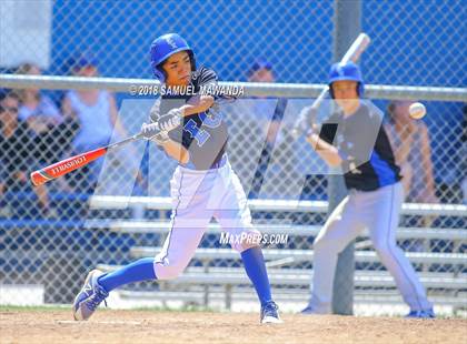 Thumbnail 3 in El Camino Real vs Roosevelt photogallery.