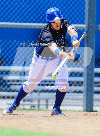 Thumbnail 2 in El Camino Real vs Roosevelt photogallery.