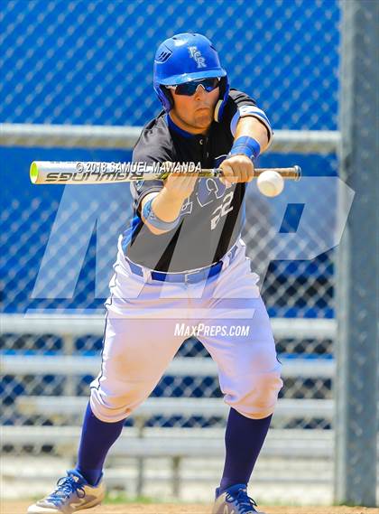 Thumbnail 1 in El Camino Real vs Roosevelt photogallery.