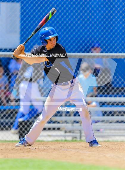 Thumbnail 1 in El Camino Real vs Roosevelt photogallery.
