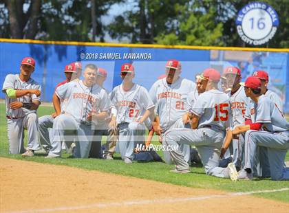 Thumbnail 1 in El Camino Real vs Roosevelt photogallery.