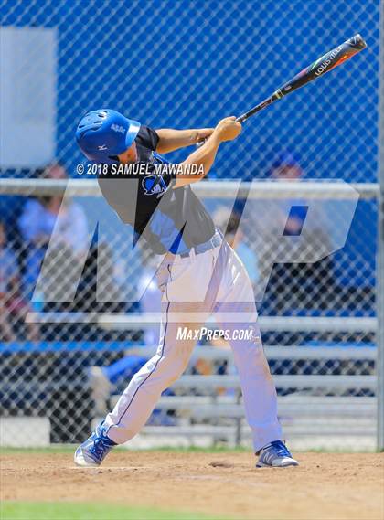 Thumbnail 2 in El Camino Real vs Roosevelt photogallery.