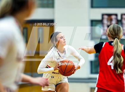 Thumbnail 1 in Grand Saline vs Campbell photogallery.