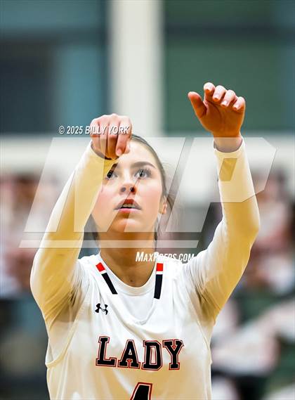 Thumbnail 1 in Grand Saline vs Campbell photogallery.