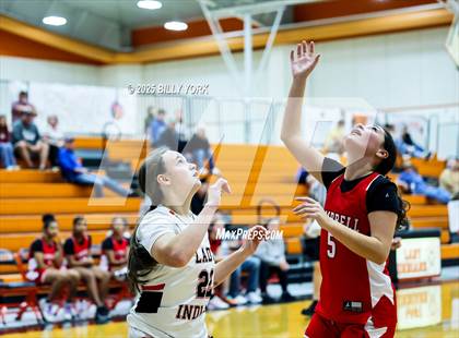Thumbnail 3 in Grand Saline vs Campbell photogallery.