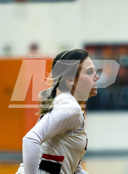 Thumbnail 1 in Grand Saline vs Campbell photogallery.