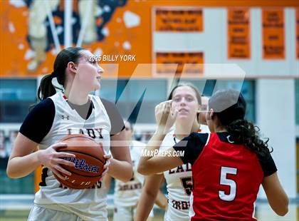 Thumbnail 1 in Grand Saline vs Campbell photogallery.