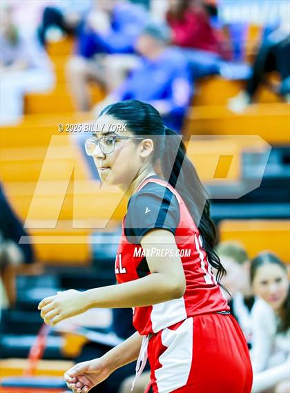 Thumbnail 2 in Grand Saline vs Campbell photogallery.