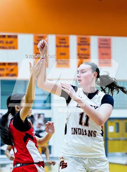 Thumbnail 3 in Grand Saline vs Campbell photogallery.