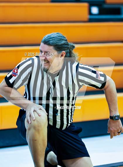 Thumbnail 2 in Grand Saline vs Campbell photogallery.