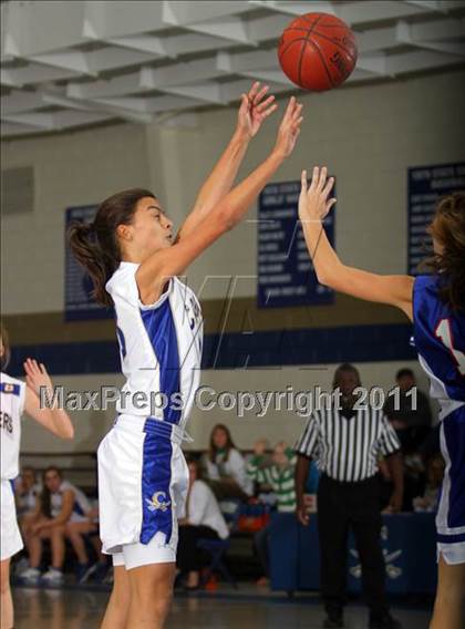 Thumbnail 3 in Holly Hill Academy @ Calhoun Academy photogallery.
