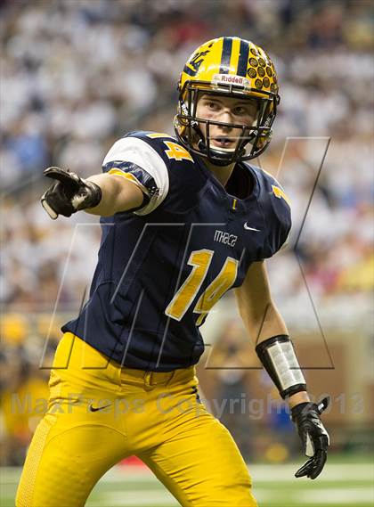Thumbnail 1 in Ithaca vs Clinton (MHSAA Division 6 Final) photogallery.