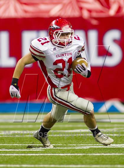 Thumbnail 3 in Ithaca vs Clinton (MHSAA Division 6 Final) photogallery.
