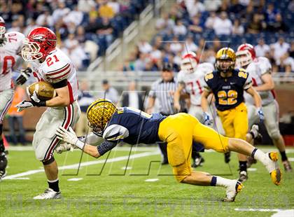 Thumbnail 3 in Ithaca vs Clinton (MHSAA Division 6 Final) photogallery.