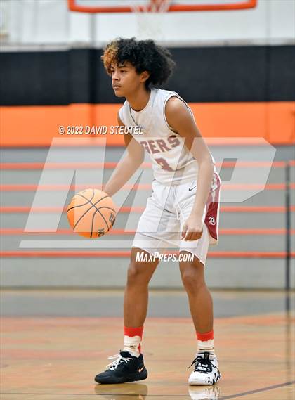 Thumbnail 3 in Vista del Lago vs. Patterson (Tiger Classic) photogallery.