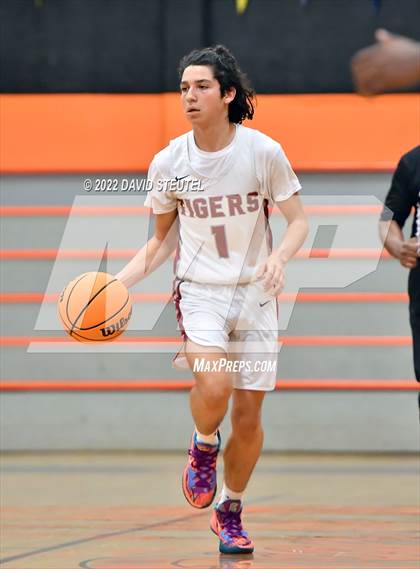 Thumbnail 2 in Vista del Lago vs. Patterson (Tiger Classic) photogallery.