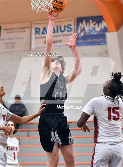 Thumbnail 1 in Vista del Lago vs. Patterson (Tiger Classic) photogallery.