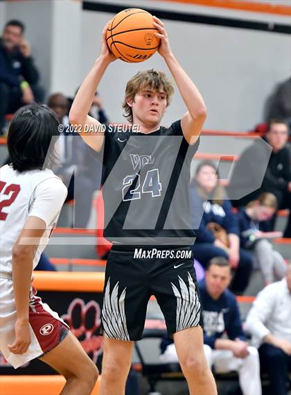 Thumbnail 3 in Vista del Lago vs. Patterson (Tiger Classic) photogallery.