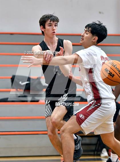 Thumbnail 1 in Vista del Lago vs. Patterson (Tiger Classic) photogallery.