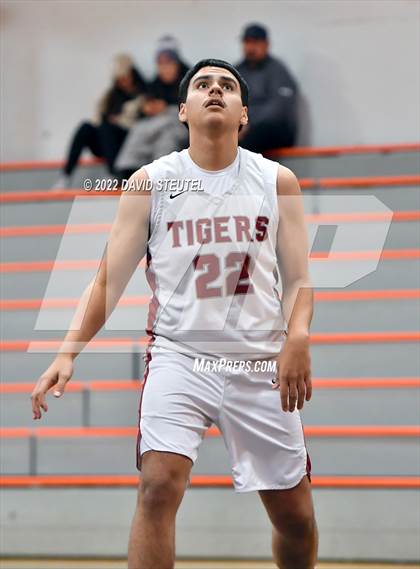 Thumbnail 1 in Vista del Lago vs. Patterson (Tiger Classic) photogallery.