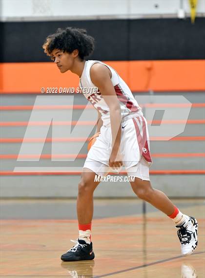Thumbnail 2 in Vista del Lago vs. Patterson (Tiger Classic) photogallery.