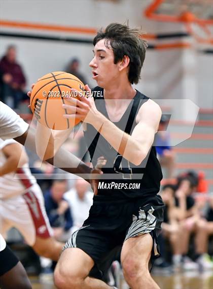 Thumbnail 1 in Vista del Lago vs. Patterson (Tiger Classic) photogallery.