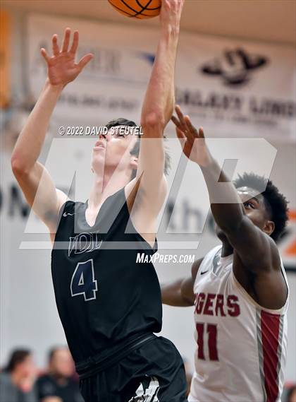 Thumbnail 3 in Vista del Lago vs. Patterson (Tiger Classic) photogallery.